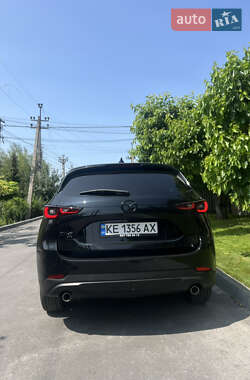 Позашляховик / Кросовер Mazda CX-5 2023 в 