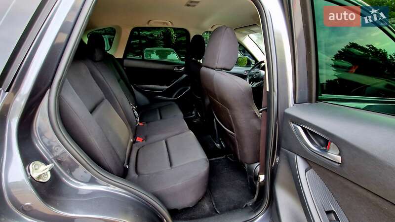 Внедорожник / Кроссовер Mazda CX-5 2016 в Днепре