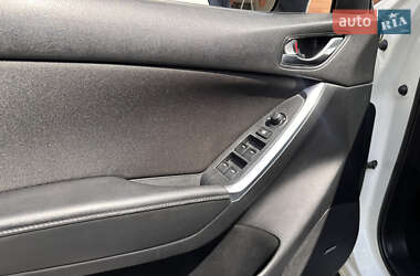 Внедорожник / Кроссовер Mazda CX-5 2015 в 
