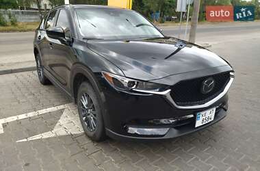 Позашляховик / Кросовер Mazda CX-5 2020 в 