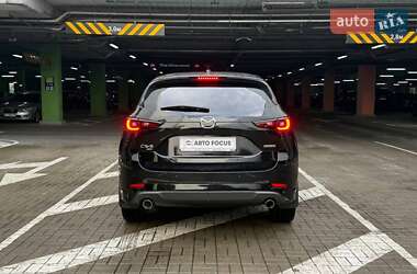 Внедорожник / Кроссовер Mazda CX-5 2023 в 