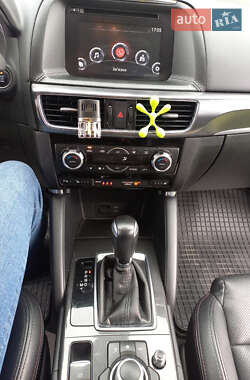 Внедорожник / Кроссовер Mazda CX-5 2015 в 