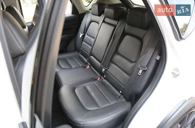 Внедорожник / Кроссовер Mazda CX-5 2017 в 