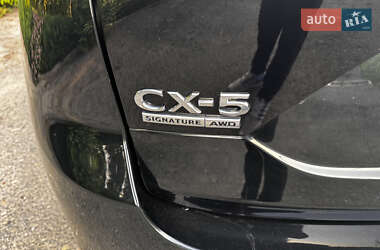 Позашляховик / Кросовер Mazda CX-5 2022 в 