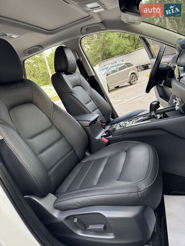 Внедорожник / Кроссовер Mazda CX-5 2022 в Днепре