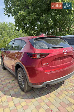 Внедорожник / Кроссовер Mazda CX-5 2017 в 
