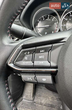 Внедорожник / Кроссовер Mazda CX-5 2022 в 