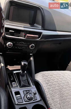 Внедорожник / Кроссовер Mazda CX-5 2015 в 