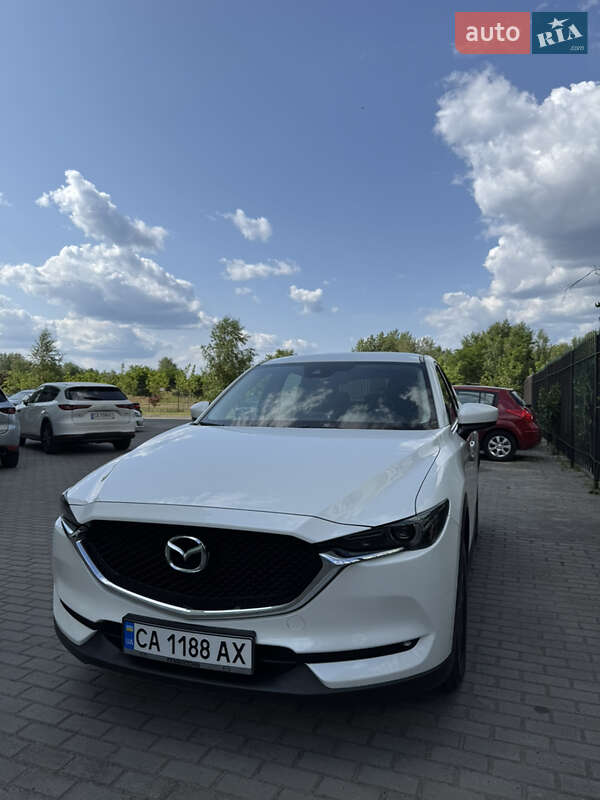 Внедорожник / Кроссовер Mazda CX-5 2018 в 