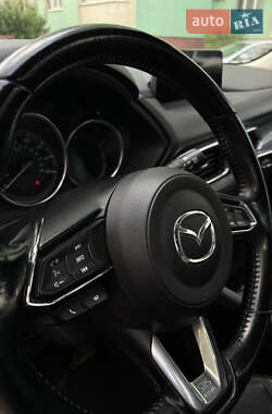 Внедорожник / Кроссовер Mazda CX-5 2018 в 