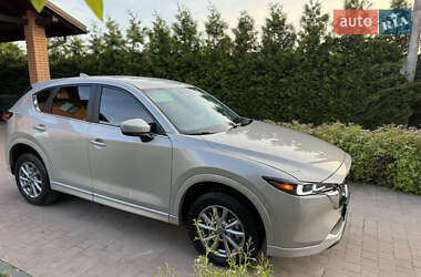 Внедорожник / Кроссовер Mazda CX-5 2023 в 