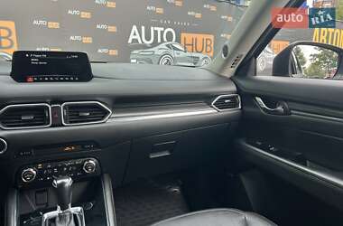 Позашляховик / Кросовер Mazda CX-5 2017 в 