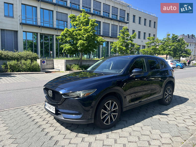 Внедорожник / Кроссовер Mazda CX-5 2018 в 