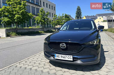 Внедорожник / Кроссовер Mazda CX-5 2018 в 