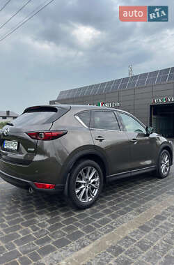 Внедорожник / Кроссовер Mazda CX-5 2019 в 