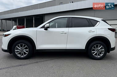 Позашляховик / Кросовер Mazda CX-5 2022 в 