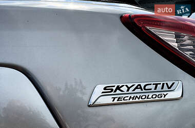Внедорожник / Кроссовер Mazda CX-5 2013 в 