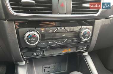 Внедорожник / Кроссовер Mazda CX-5 2016 в 