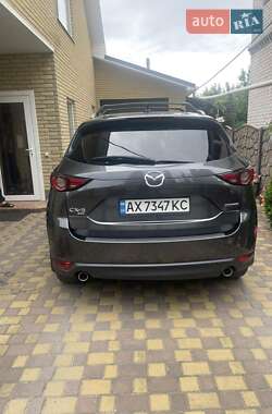 Позашляховик / Кросовер Mazda CX-5 2020 в 