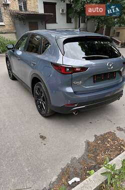 Внедорожник / Кроссовер Mazda CX-5 2023 в 