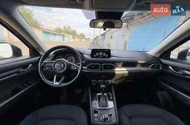 Внедорожник / Кроссовер Mazda CX-5 2017 в 