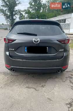 Внедорожник / Кроссовер Mazda CX-5 2018 в 