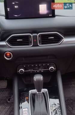 Внедорожник / Кроссовер Mazda CX-5 2023 в 
