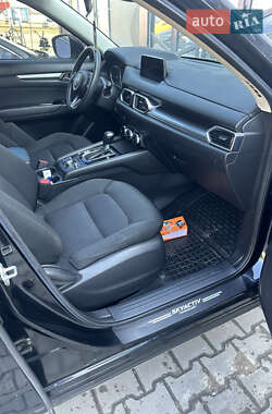 Внедорожник / Кроссовер Mazda CX-5 2017 в 