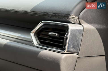 Внедорожник / Кроссовер Mazda CX-5 2020 в 