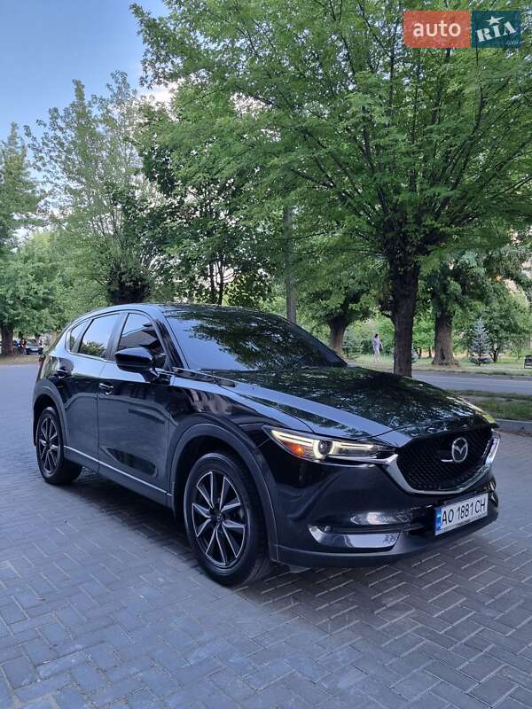 Внедорожник / Кроссовер Mazda CX-5 2018 в 