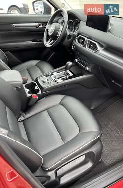 Внедорожник / Кроссовер Mazda CX-5 2024 в 