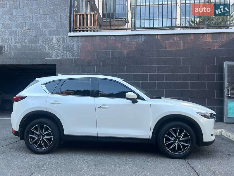 Позашляховик / Кросовер Mazda CX-5 2017 в Харкові