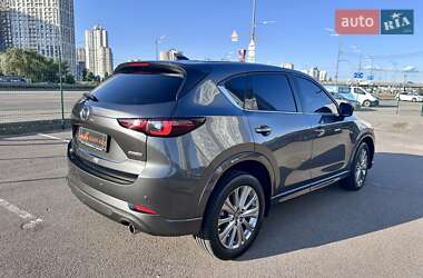 Внедорожник / Кроссовер Mazda CX-5 2023 в 