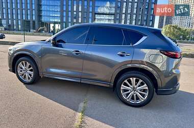 Внедорожник / Кроссовер Mazda CX-5 2023 в 