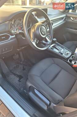 Внедорожник / Кроссовер Mazda CX-5 2017 в 