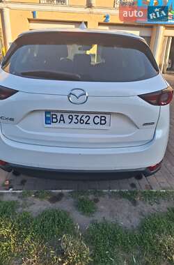 Внедорожник / Кроссовер Mazda CX-5 2017 в 