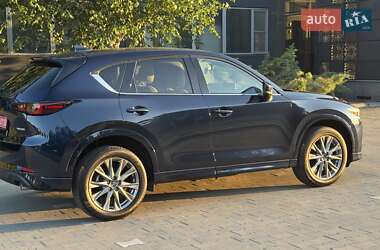 Внедорожник / Кроссовер Mazda CX-5 2024 в 