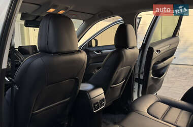 Позашляховик / Кросовер Mazda CX-5 2017 в 