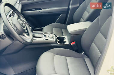 Внедорожник / Кроссовер Mazda CX-5 2023 в 