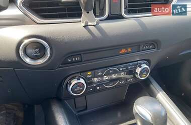 Внедорожник / Кроссовер Mazda CX-5 2017 в 