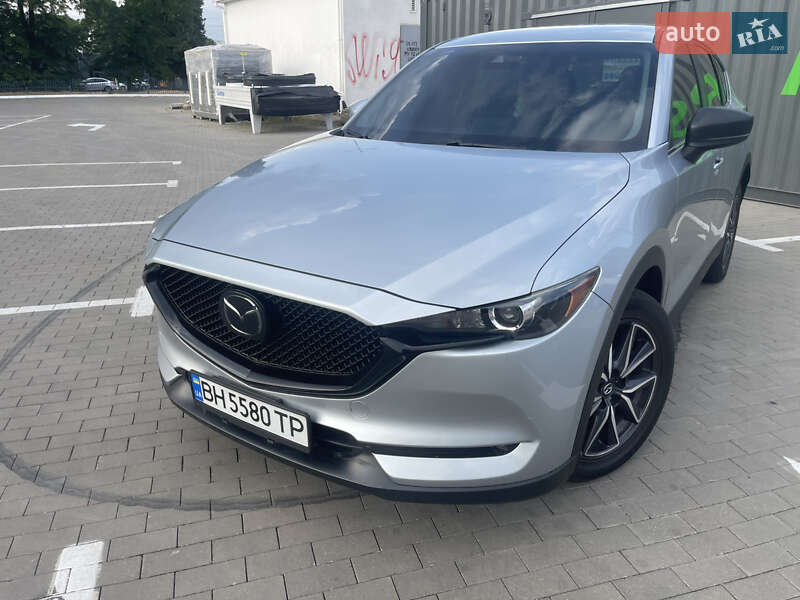 Внедорожник / Кроссовер Mazda CX-5 2018 в 