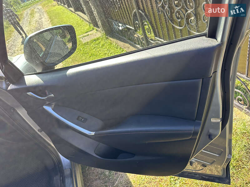 Внедорожник / Кроссовер Mazda CX-5 2014 в Самборе