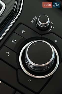 Внедорожник / Кроссовер Mazda CX-5 2023 в 