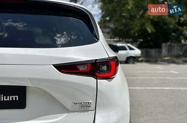 Внедорожник / Кроссовер Mazda CX-5 2023 в 