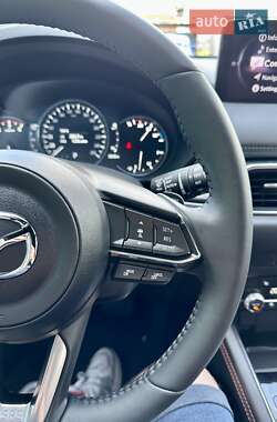 Внедорожник / Кроссовер Mazda CX-5 2023 в 