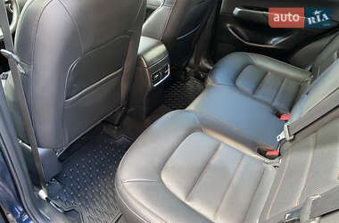 Внедорожник / Кроссовер Mazda CX-5 2018 в 