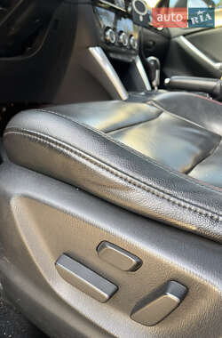 Позашляховик / Кросовер Mazda CX-5 2013 в 