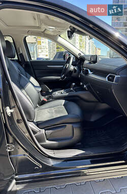 Внедорожник / Кроссовер Mazda CX-5 2017 в 