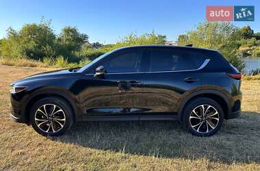 Позашляховик / Кросовер Mazda CX-5 2023 в 