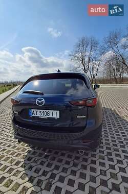 Внедорожник / Кроссовер Mazda CX-5 2024 в 